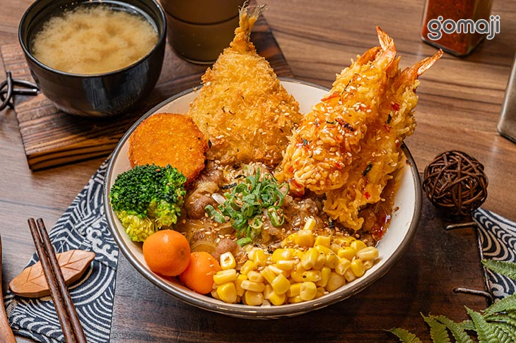 豪華海陸丼飯