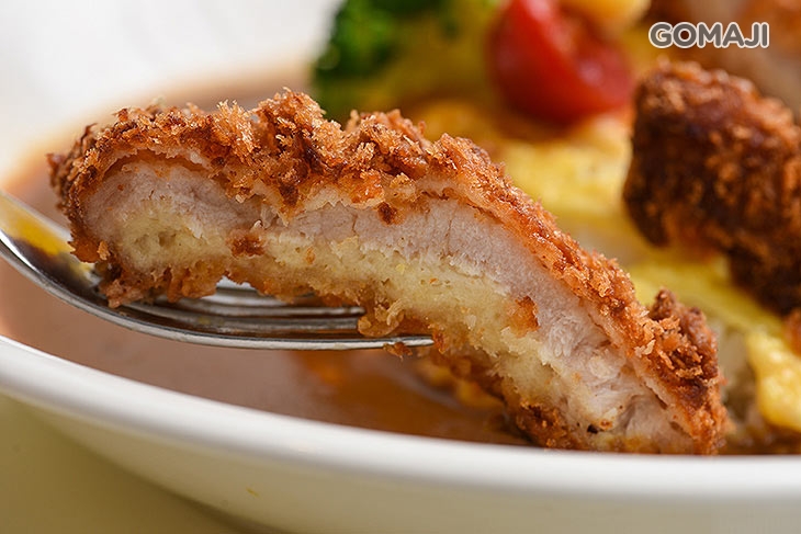 招牌炸豬排歐姆蛋咖哩飯