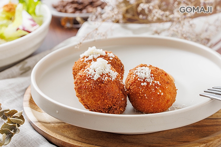 義式炸燉飯佐紅椒醬(3顆)