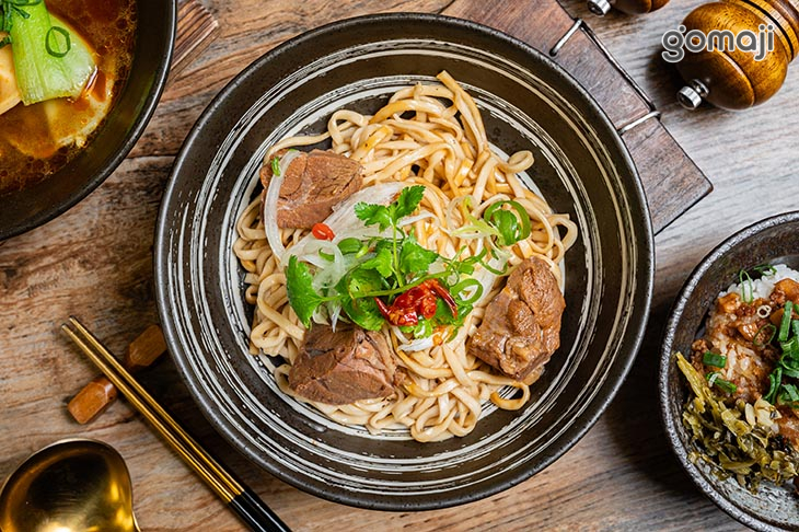 檸真焦香牛肉乾拌麵