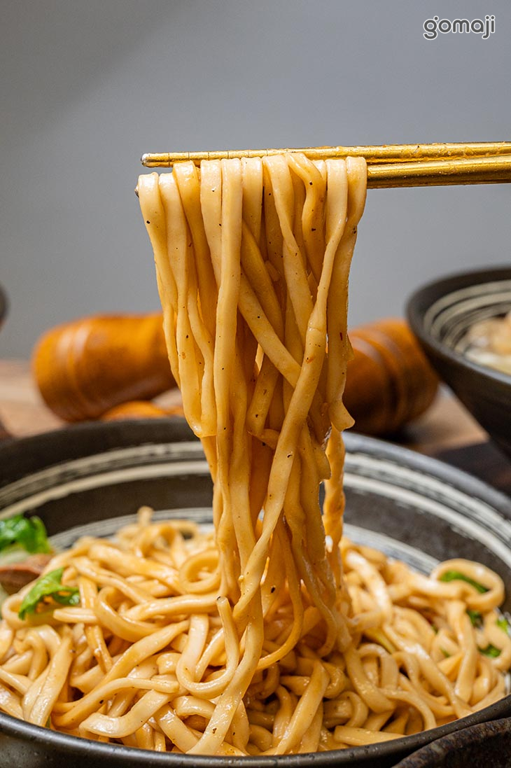 檸真焦香牛肉乾拌麵