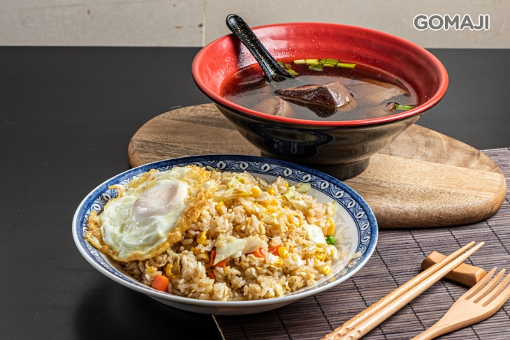 蛋奶素炒飯+滷味鴨血湯