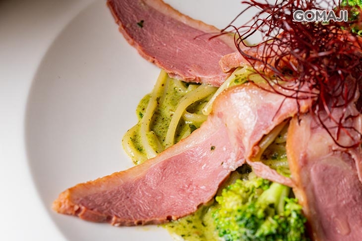 綠火山橙汁羅勒燻鴨肉義大利麵