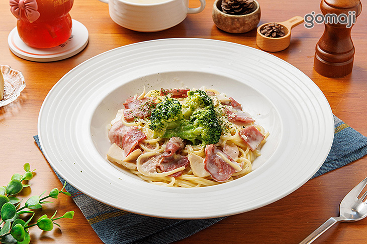 奶油培根義大利麵