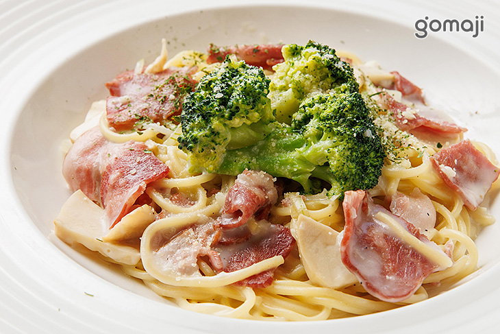 奶油培根義大利麵