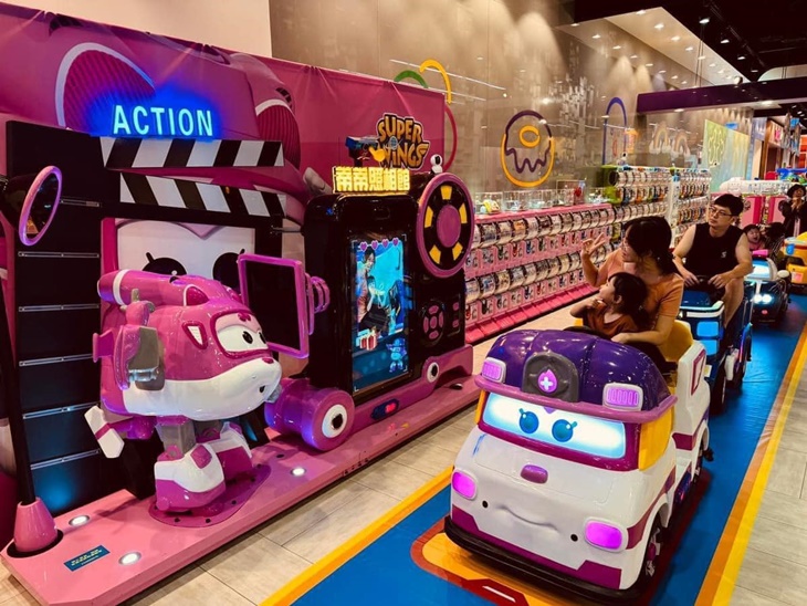 Superwings交通小鎮駕駛互動主題樂園