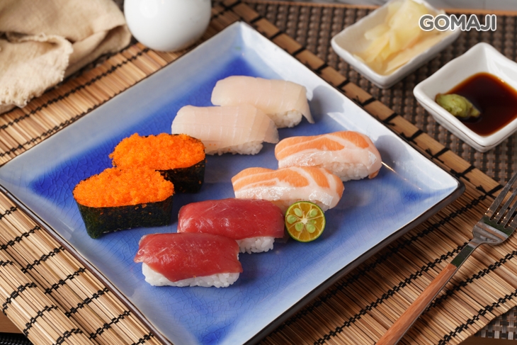新鮮生魚蝦卵壽司組合午食餐