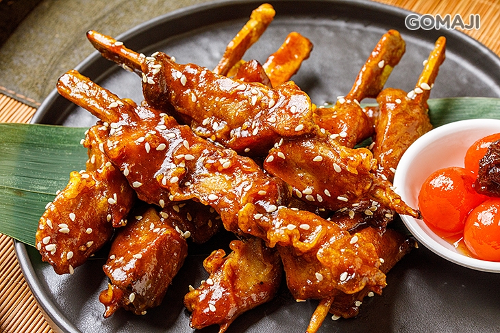 咖哩燒若串 
