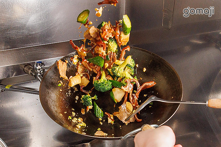 老娘在 大雄煙燻滷味(中和店)