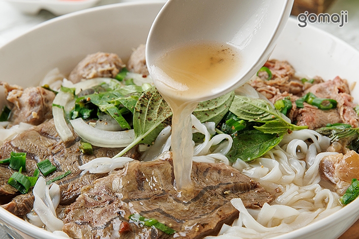 招牌牛肉綜合河粉