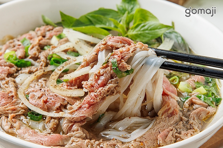 牛肉河粉