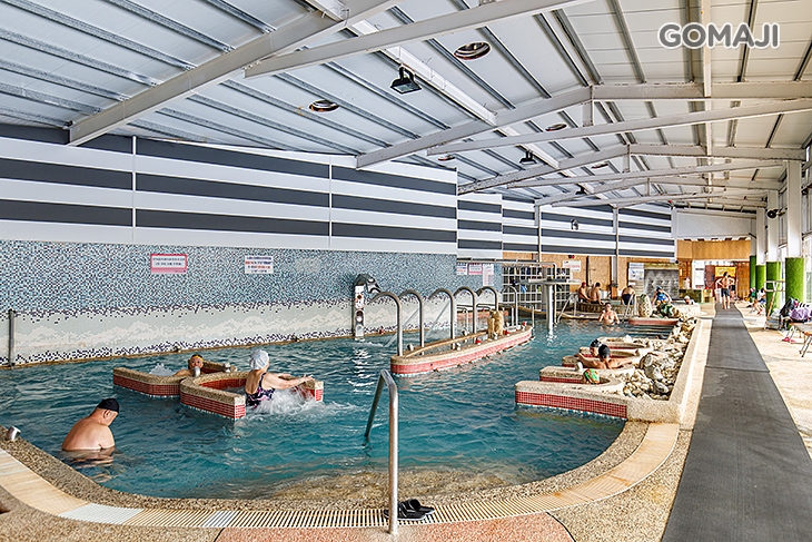 室內溫水水療SPA區