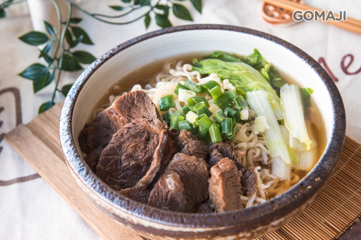 紅燒牛肉麵(蛋蛋麵(細))