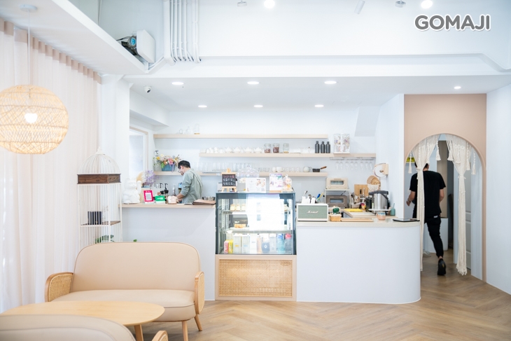 RYAN CAFE&MILK TEA 萊恩咖啡