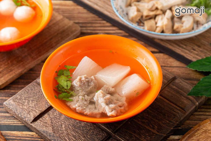 菜頭赤肉羹湯