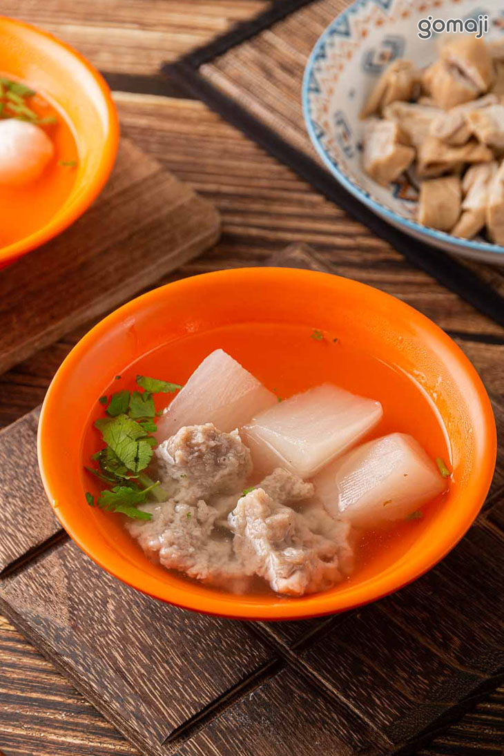 菜頭赤肉羹湯