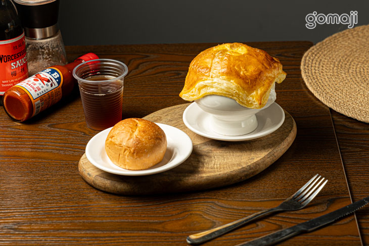 酥皮濃湯＋奶油餐包