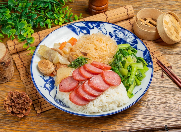 蜜汁香腸飯