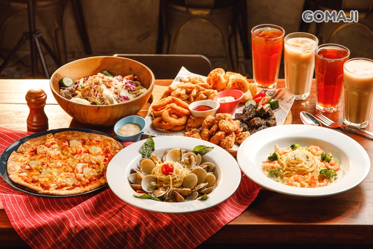 C.四人豪華套餐