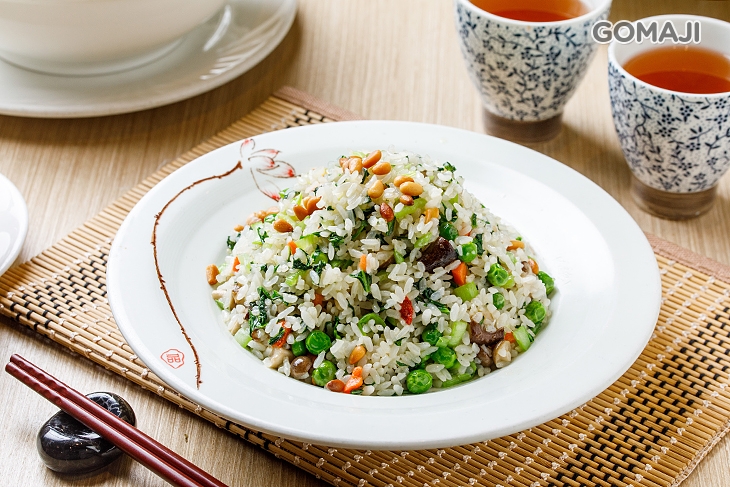 松子什錦菜飯一份 
