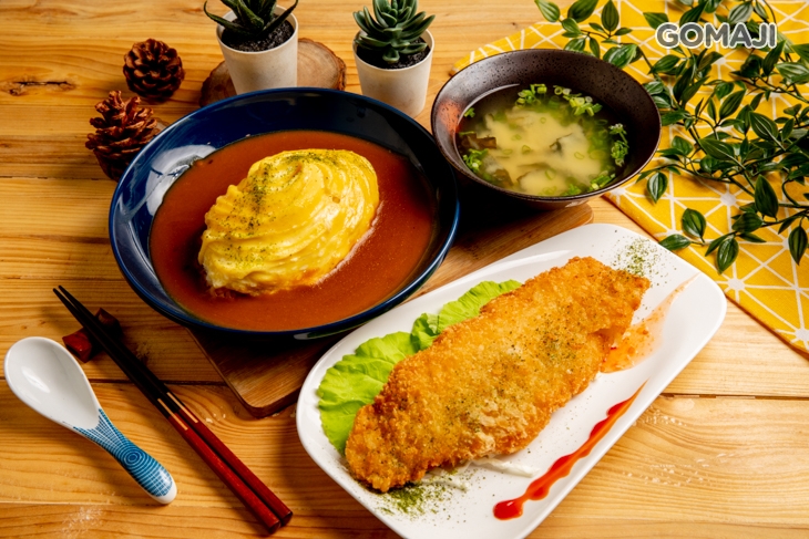 B.經典咖哩套餐 