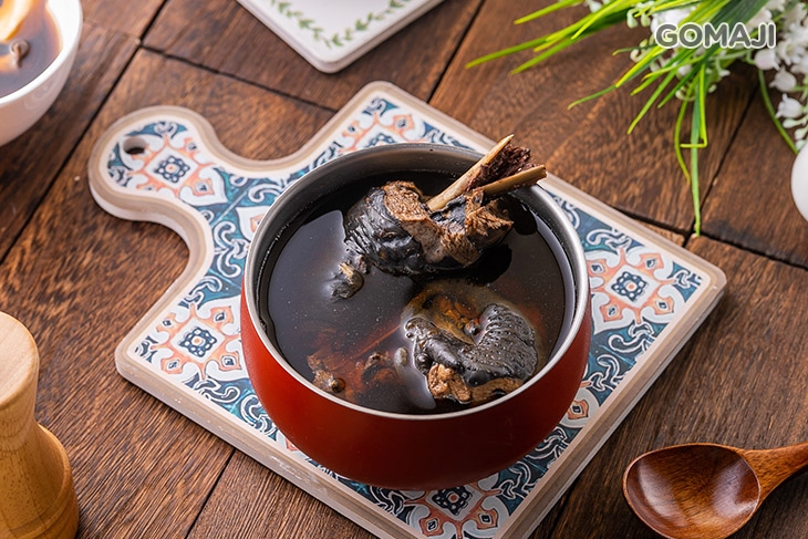 何首烏雞湯