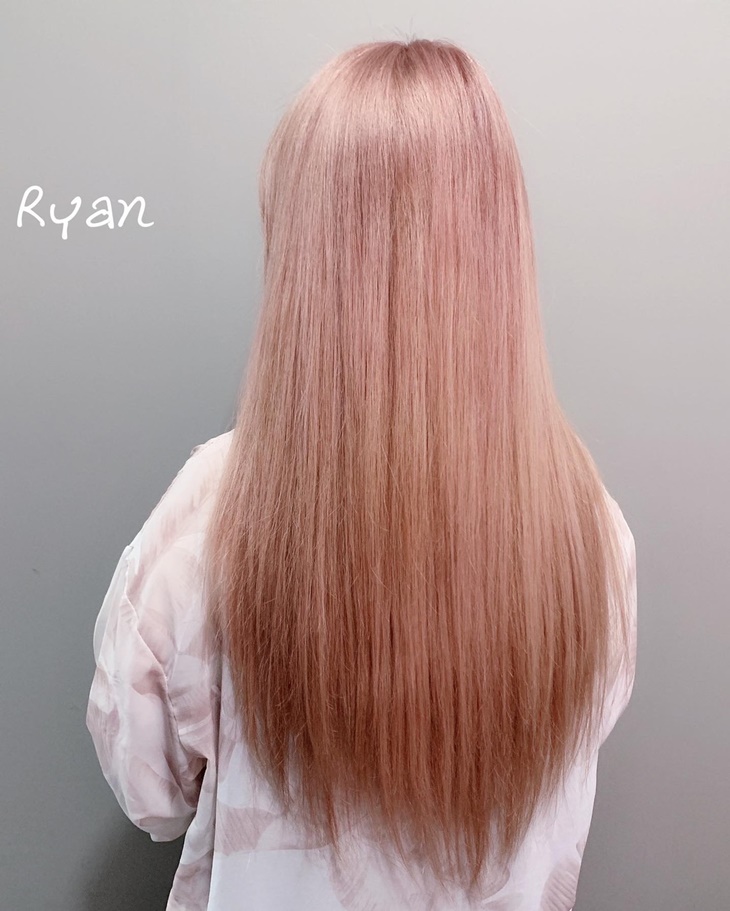 ACTION HAIR
