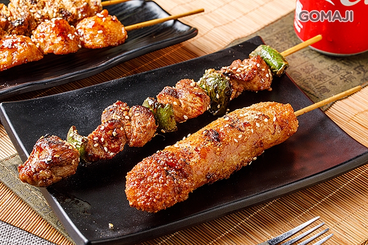  烤豬肉串一份 + 米腸一份 + 豆皮一份 + 花枝丸一份