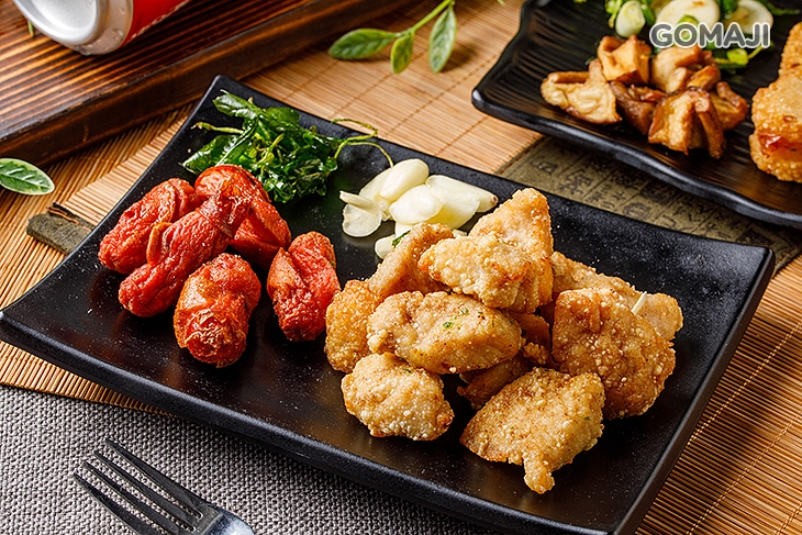 鹽酥雞一份 + 鑫鑫腸一份 + 香菇一份 + 米腸一份