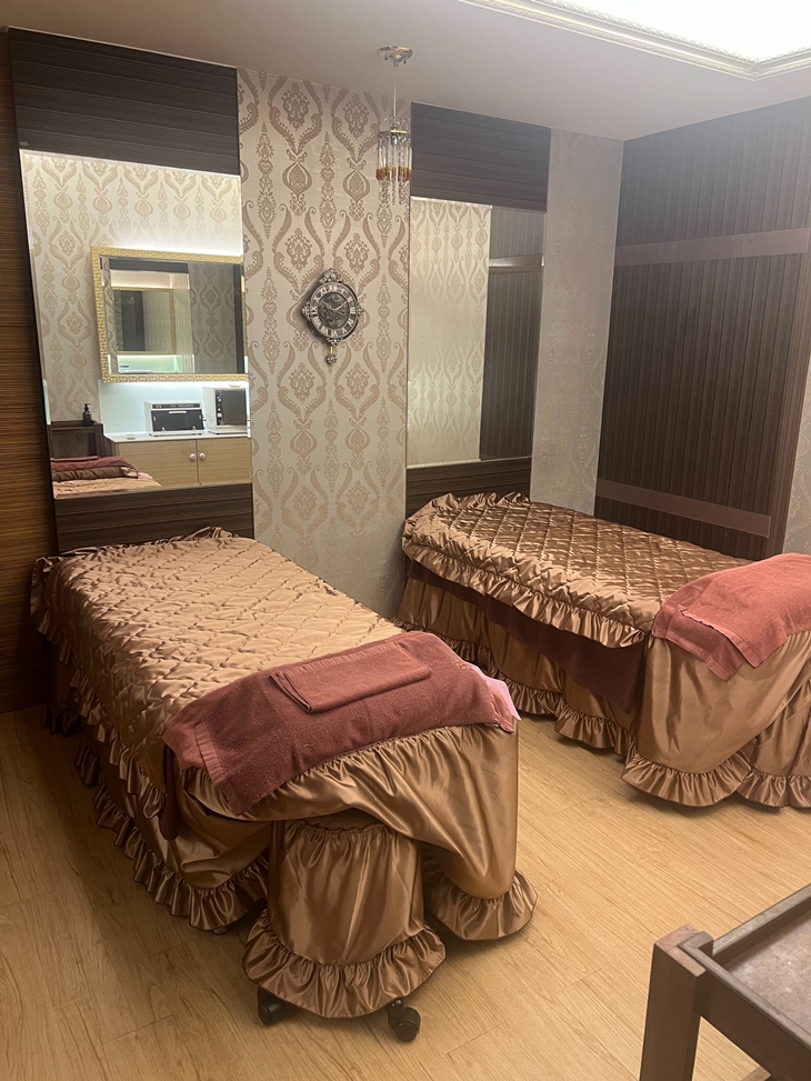 Lris黎芮絲時尚美容機構(十甲店)