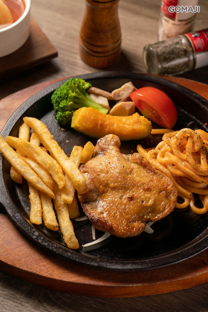 經典雞腿排套餐