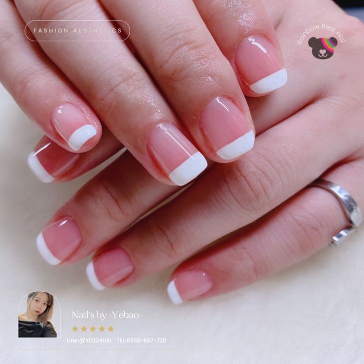 手部凝膠美甲上色