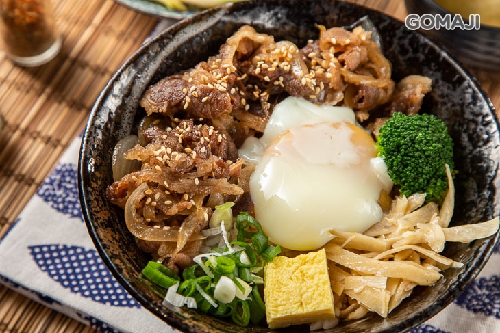 炙燒牛五花丼
