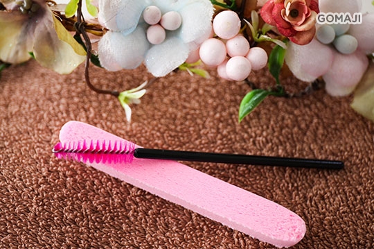 加贈洗臉海棉一塊+睫毛刷一支