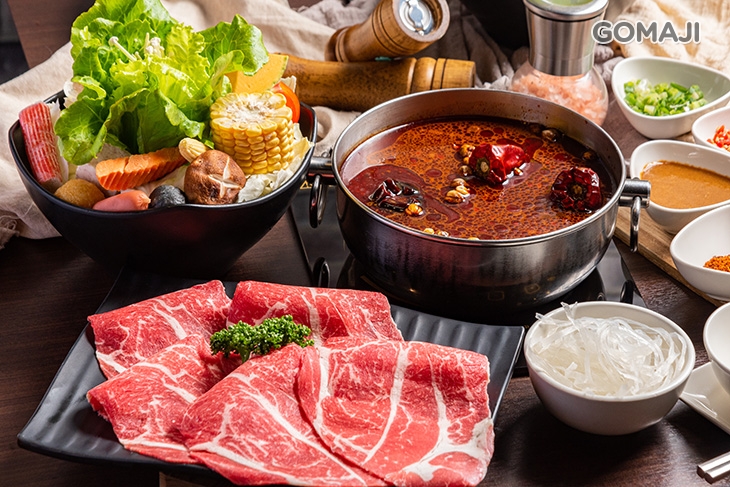 美國頂級霜降牛+麻辣鍋