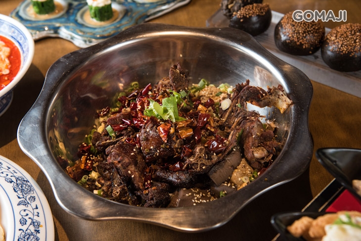 招牌乾鍋鴨（綜合菜盤）