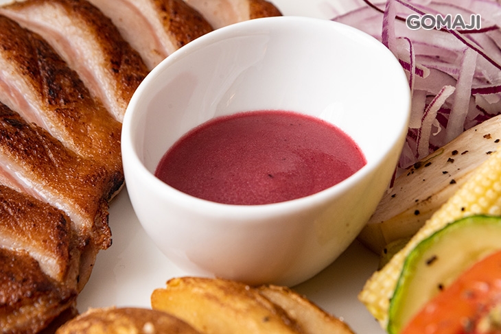 炙燒舒肥鴨胸佐甜蔥醬