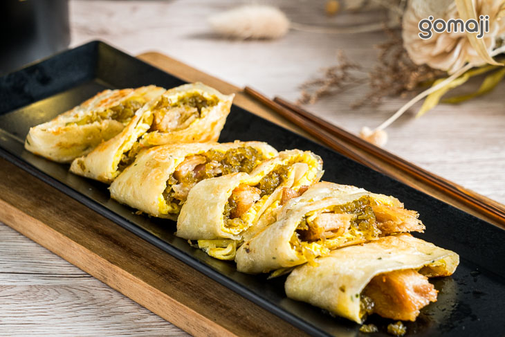 剝皮辣椒雞腿蛋餅