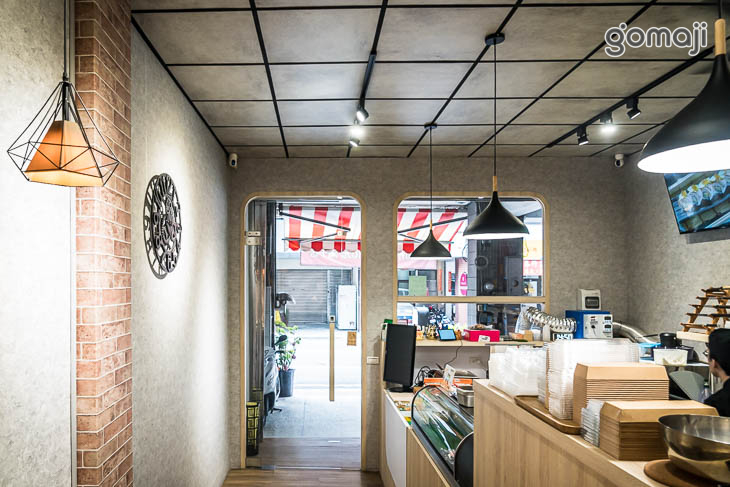 來一口加州壽司