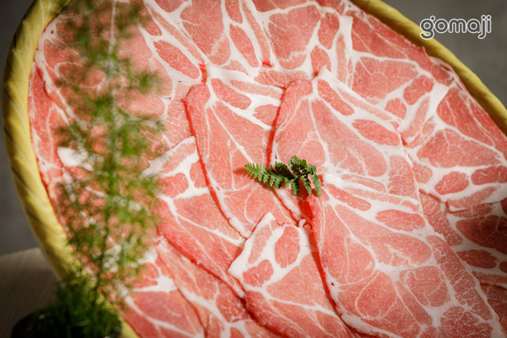 精選肉品(美國精選五花牛肉與台灣梅花豬肉雙拼)