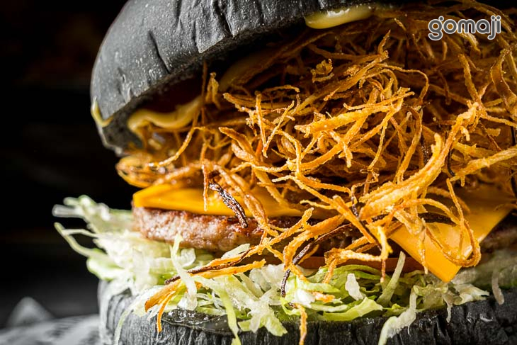 【套餐】經典牛蒡絲牛肉堡+松露脆薯+紅茶