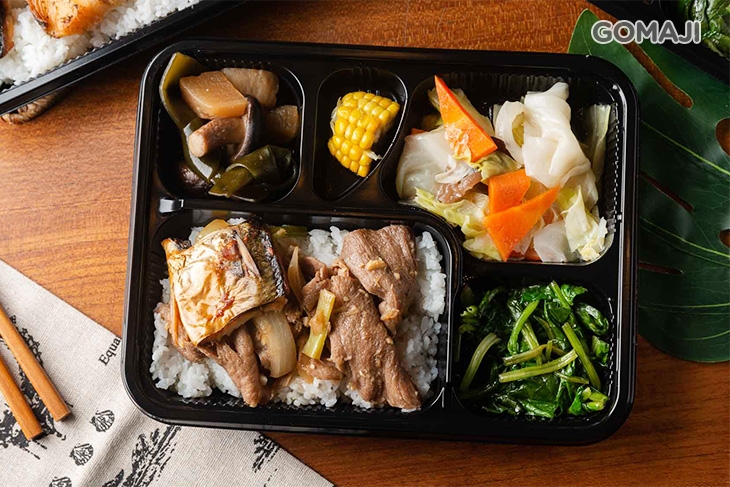 日式薑燒豬肉片便當
