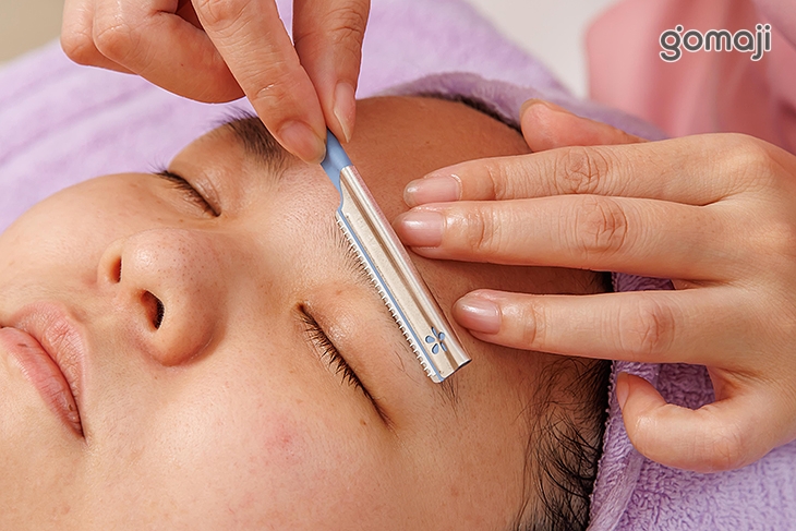 專業修眉(視顧客需求)