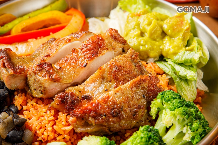 迷迭香嫩煎雞腿好豆