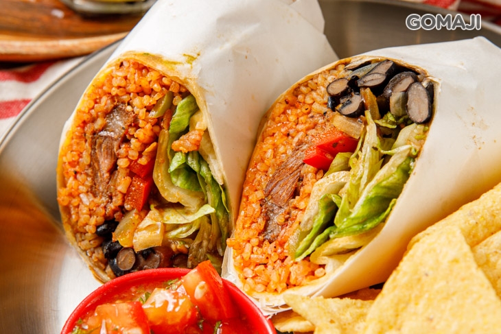 香嫩牛肩好豆捲餅+莎莎醬玉米片+飲料