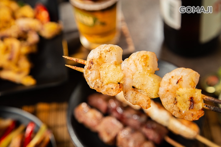 鮭魚肚串﹢鳳梨蝦串