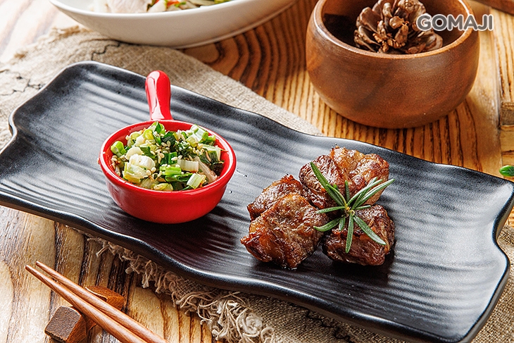 蔥鹽牛肉串 