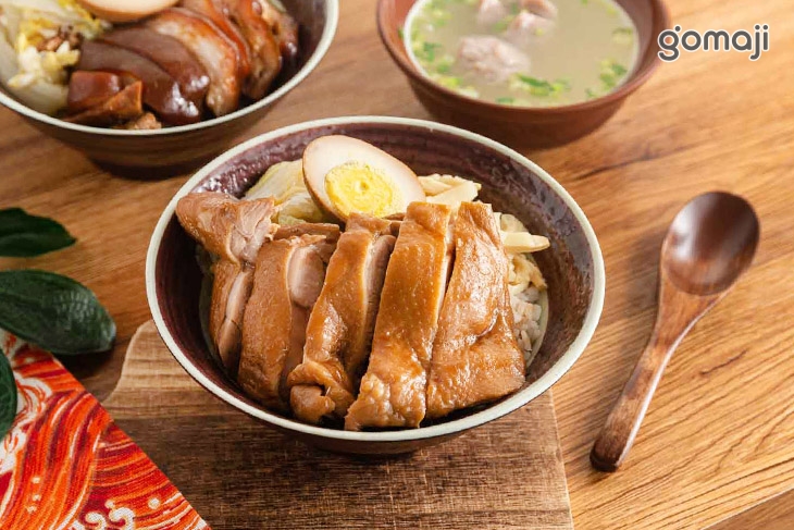滷雞腿飯