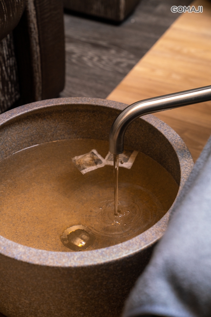 中藥包泡腳:生薑/艾草/出水芙蓉