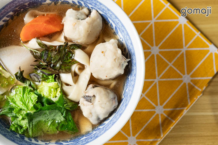 帶皮手工虱目魚丸沁麵